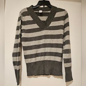 Gap Women Pullover V-Neck Long Sleeve Sweater